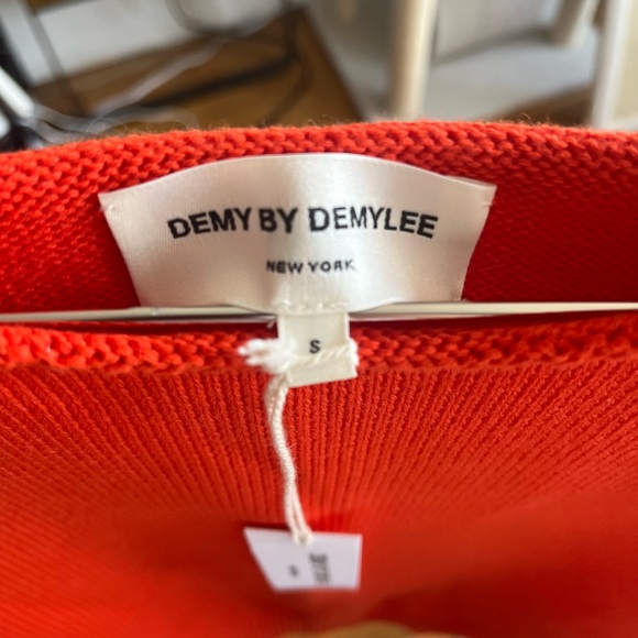 Demylee NWT orange knit top XS/S - Picture 2 of 3